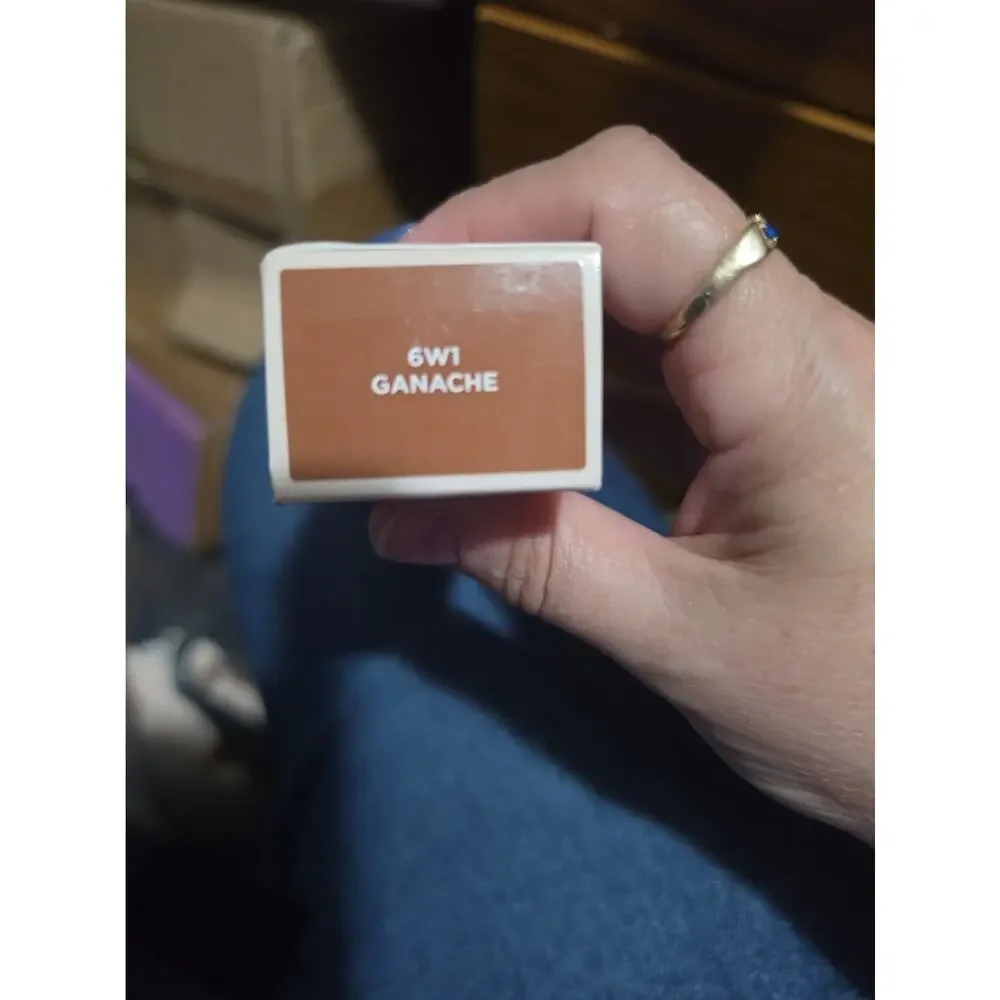 laura mercier box may